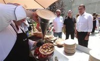 Feijóo sitúa la gastronomía como el segundo motivo por el que los turistas visitan Galicia