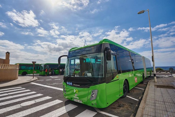 Presentación Nueva Flota Titsa En El Médano