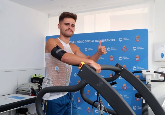 El jugador del RCD Espanyol Óscar Melendo en la revisión médica de pretemporada 2019/20