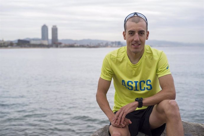 El triatleta de ASICS Fernando Alarza