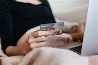 El 16% de los españoles ha tenido problemas para pagar sus vacaciones