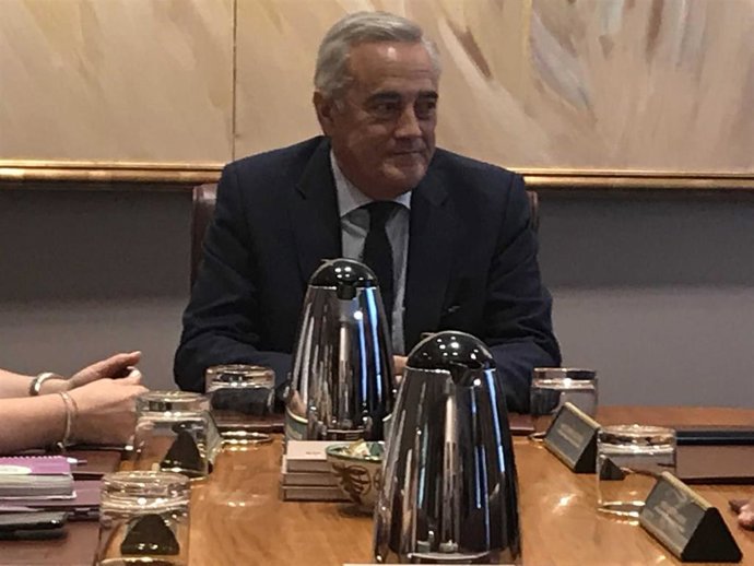 El presidente de las Cortes de Aragón, Javier Sada