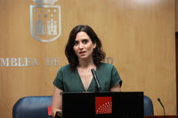 Ayuso quiere ser candidata a la investidura cuando tenga acuerdo con Cs y cree que estos se entenderán pronto con Vox