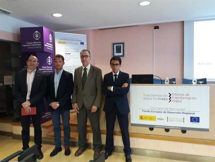 El Colegio de Ingenieros Industriales de Andalucía presenta un proyecto para la transformación digital de las pymes industriales andaluzas (archivo)