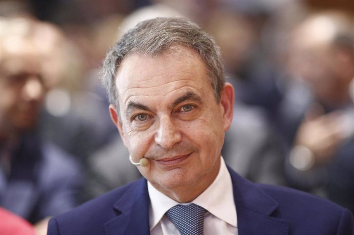 José Luis Rodríguez Zapatero clausura dos programas sobre liderazgo de la Universidad Pontificia de Comillas y de la Universidad de Deusto