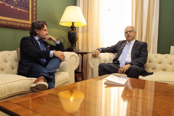 Matos, con Casimiro Curbelo