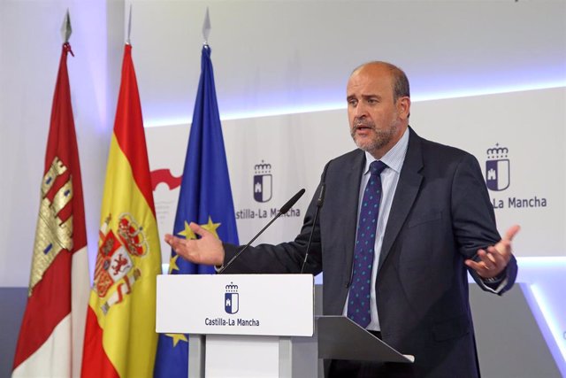 El vicepresidente primero del Gobierno de Castilla-La Mancha, José Luis Martínez Guijarro.