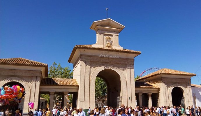 Feria de Albacete, recinto ferial, puerta de hierros, sartén