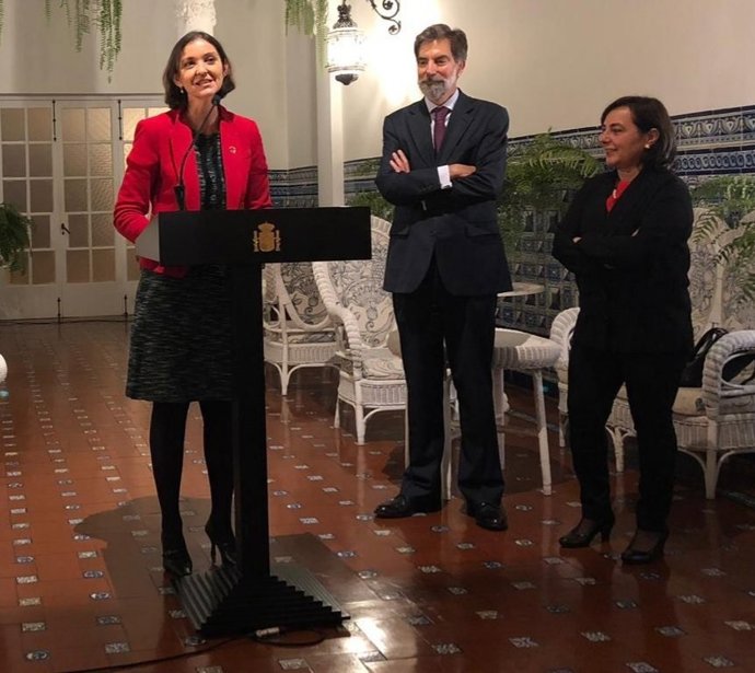 La ministra de Industria, Reyes Maroto