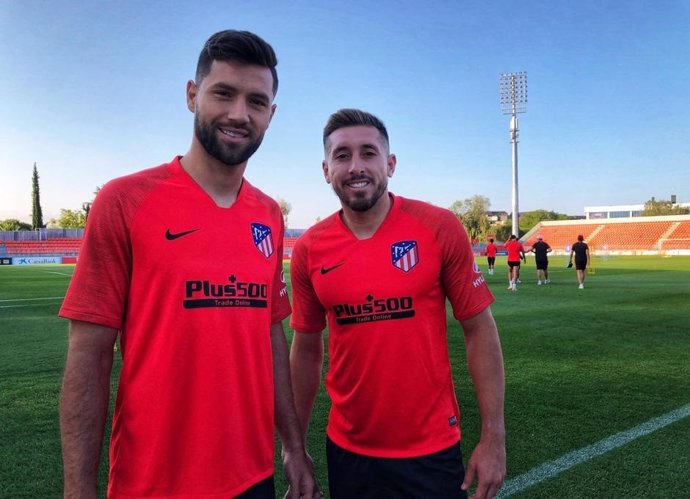 Héctor Herrera y Felipe en el entrenamiento del Atlético
