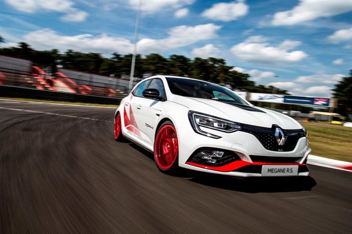 Renault Mégane R.S. Trophy-R,