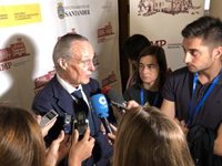 Piqué dice que "estamos en una nueva Guerra Fría" por la "pugna" entre EEUU y China