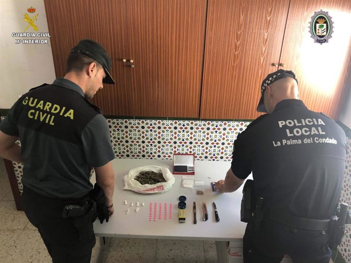 Foto de archivo de una actuación policial contra el tráfico de drogas.
