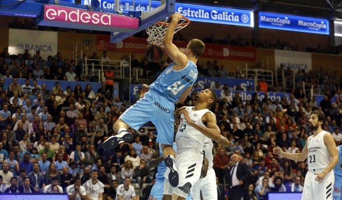 Gerun machaca ante Tavares