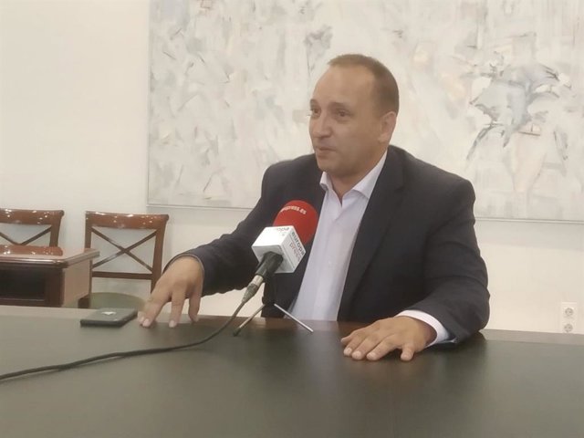 El vicepresidente segundo y conseller de Vivienda y Arquitectura Bioclimática, Rubén Martínez Dalmau.