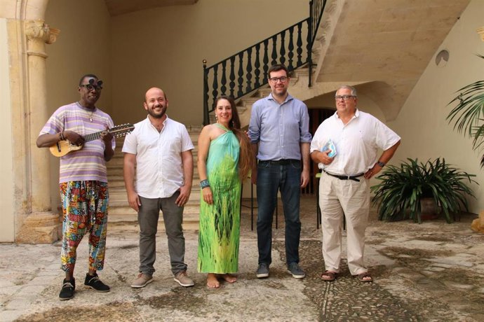El regidor de Cultura y Bienestar Social, Antoni Noguera, en la presentación del Festival de Canciones del Mediterráneo