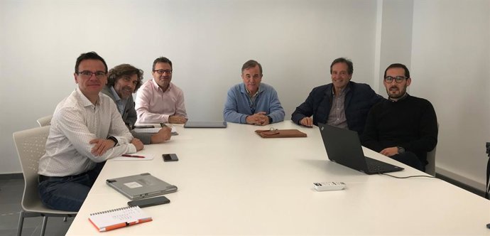 En La Imatge, D'Esquerra A Dreta: Jerónimo Mora, Francisco Javier Llinares, Javier Ferrández, Fernando Guerrero, Juan Manuel Chamizo, I Oscar Marín