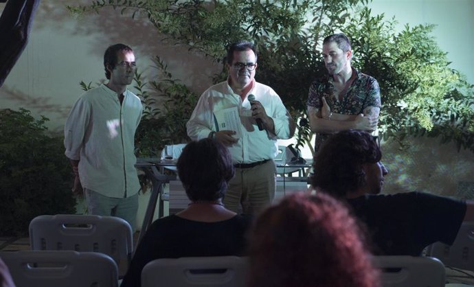 La poesía de Jesús Alonso despide hasta otoño el programa 'Alex 2019'