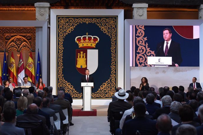 Acto de toma de posesión del presidente de Castilla-La Mancha, Emiliano García-Page.
