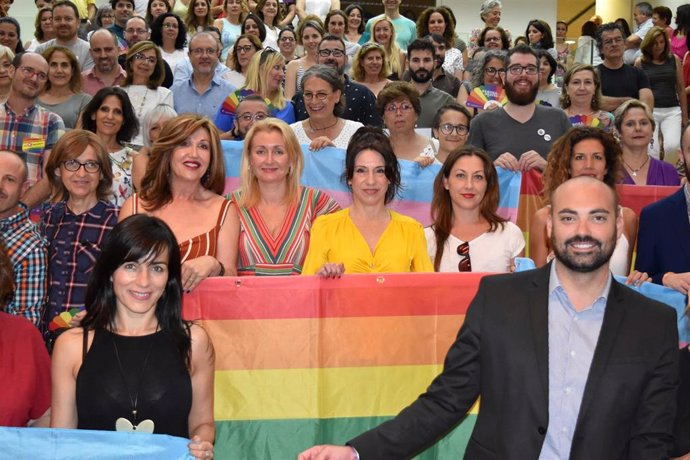 La consejera de Igualdad, Rocío Ruiz, en el acto que mantuvo el Día del Orgullo LGTBI.