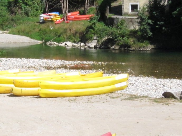 Canoas, Piraguas Río Deva