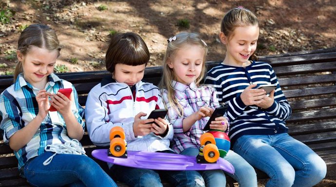 Las nuevas tecnologías se han convertido en una herramienta casi imprescindible para los más jóvenes