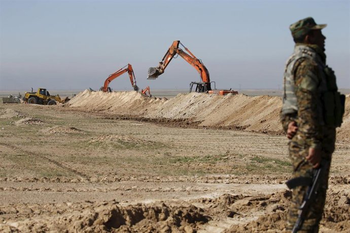 Fuerzas iraquíes en desierto de Anbar