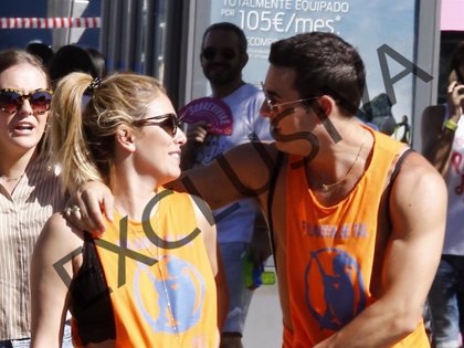 Mario Casas y Blanca Suárez derrochan su amor en el Orgullo LGTBIQ