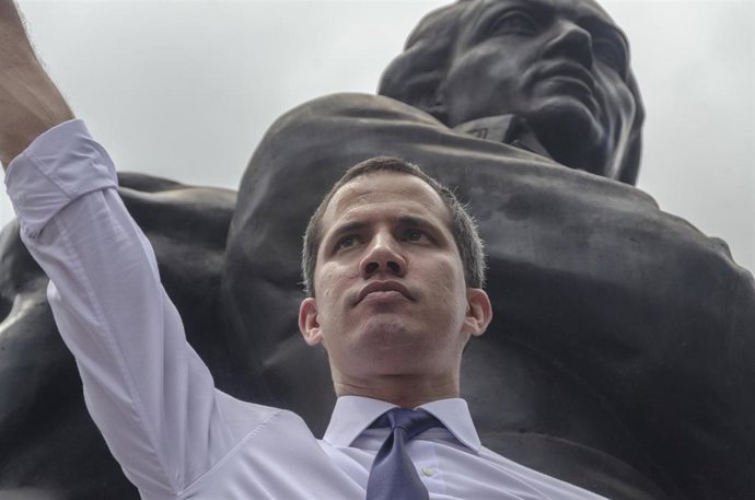 El "presidente encargado" de Venezuela, Juan Guaidó