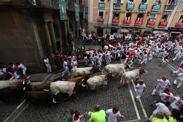 Segundo encierro de San Fermín 2019 con toros de Cebada Gago