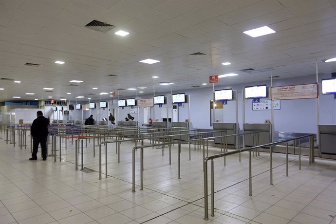 08 Abril 2019. Aeropuerto de Mitiga, Libia Photo: Stringer/dpa