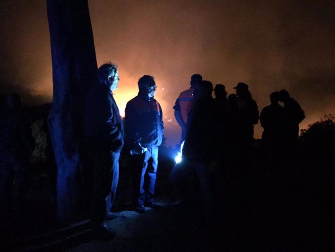 Tareas de extinción del incendio forestal declarado en Ceuta