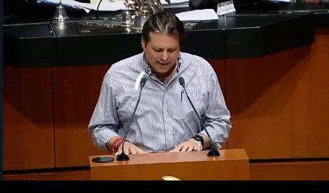 Política