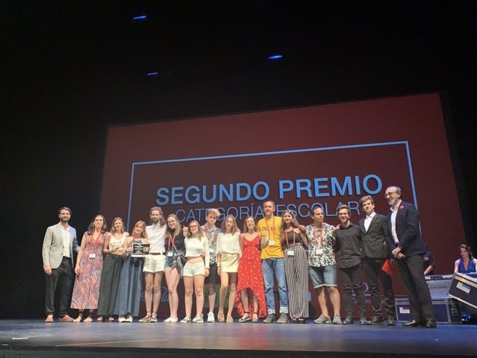 El grupo Eme-Teatro Escuela y el IES Doña Blanca, ganadores de los Premios 'Buero' de Teatro Joven de Coca-Cola
