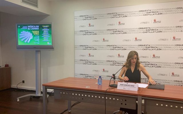 La directora de Políticas Culturales, Mar Sancho, en la presentación de la programación veraniega de la OSCyL.