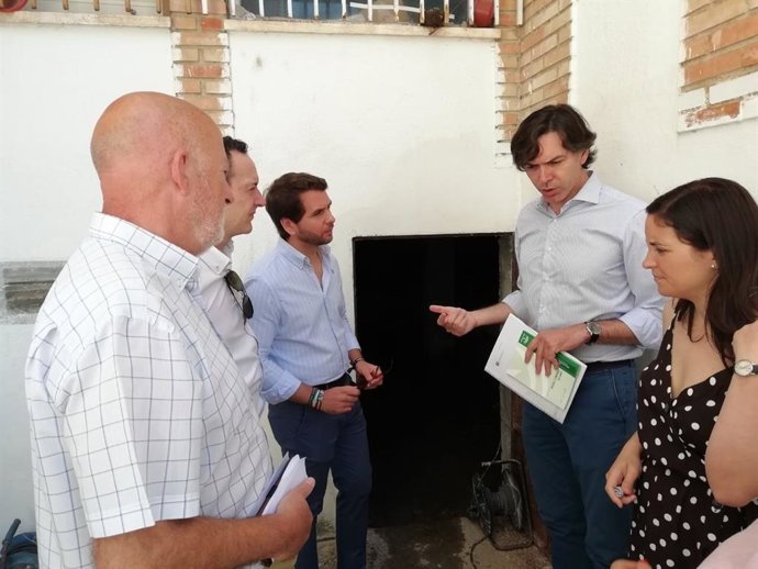 Casanueva visita las obras de Cabra