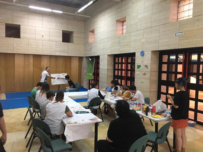 El IAJ y la Fundación Laberinto programan talleres y actividades lúdicas en la Casa Colón de Huelva.