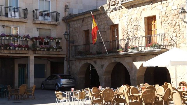 Imagen de archivo del Ayuntamiento de Salas de los Infantes (Burgos).