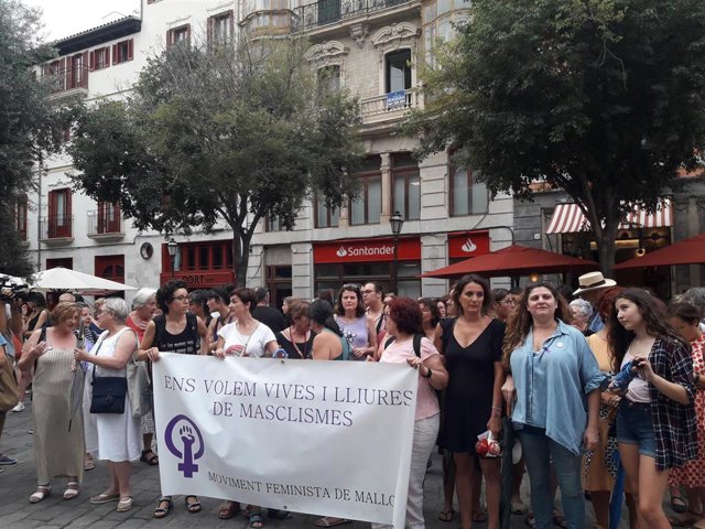 Imagen de la protesta del Movimiento Feminista de Mallorca contra la impunidad de las agresiones sexuales.