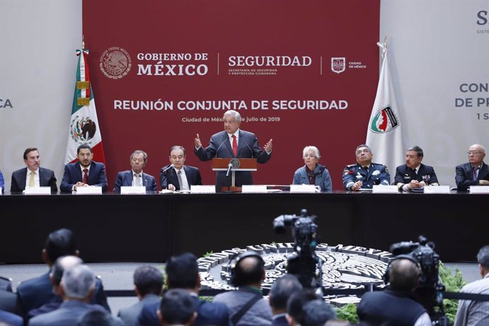 08 July 2019, Mexico, Mexico City: Mexican President Andres Manuel Lopez Obrador (C) speaks during a joint security meeting with secretaries of state and governors. Photo: -/El Universal via ZUMA Wire/dpa