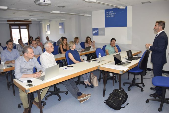 Grupo Rioja informa a sus bodegas sobre el registro diario de la jornada laboral