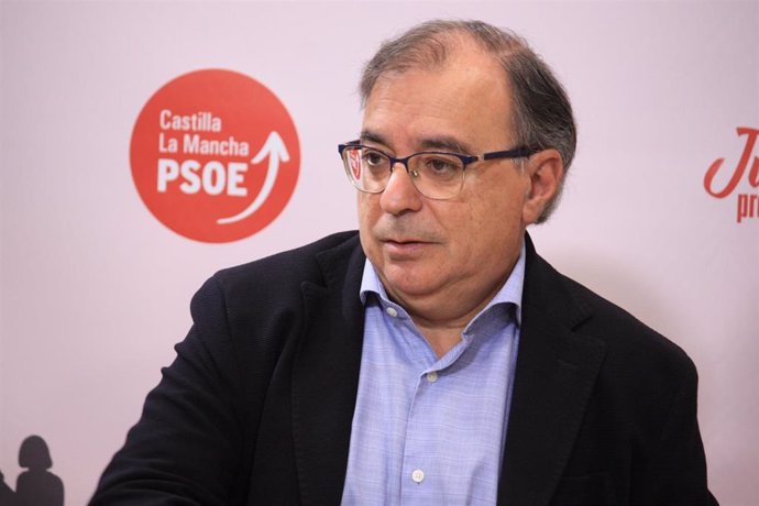 El presidente del Grupo Parlamentario Socialista, Fernando Mora