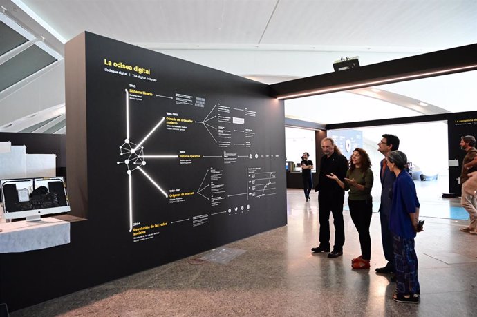 La UPV presenta la exposición 'Cultura Politécnica. Habitar el presente, construir el futuro' en el Museu de les Cincies