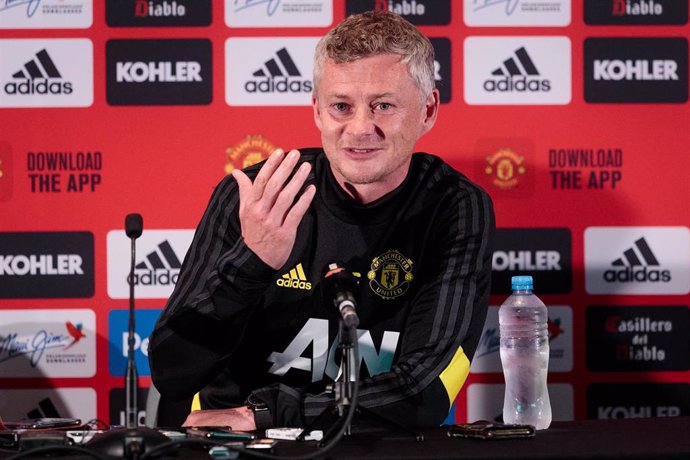 10 July 2019, Australia, Perth: Manchester United's manager Ole Gunnar Solskjaer speaks during a press conference at the WACA Ground. Photo: Richard Wainwright/AAP/dpa