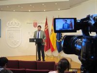 López Miras asegura que se presentará como candidato y espera que PP, Cs y Vox pacten "sin hacer esperar más"