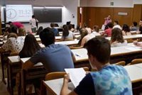 Universidades dice que se trabajará para "mejorar la coordinación" en las PAU pero este año "las notas están puestas"