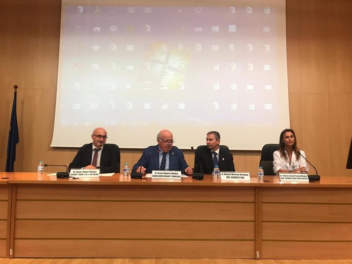 El consejero de Salud y Familias, Jesús Aguirre, en la presentación de la Estrategia para la Seguridad del Paciente.