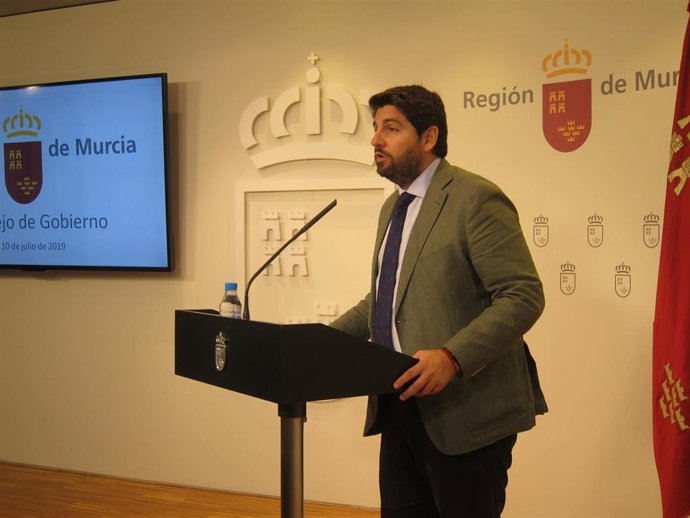 El presidente de la Comunidad en funciones, Fernando López Miras