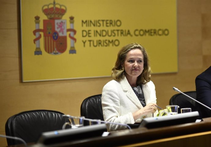 La ministra de Economía y Empresa en funciones, Nadia Calviño, durante su intervención en la presentación de la revista de economía ICE.