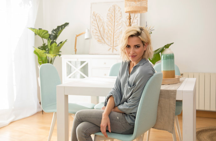 Ana Fernández en su casa